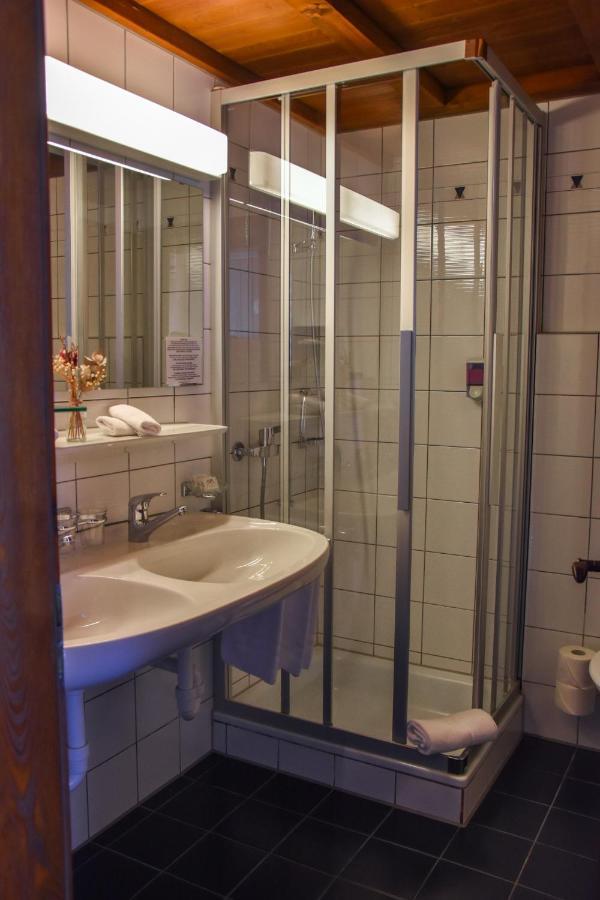 Hotel Bahnhof Giswil Esterno foto